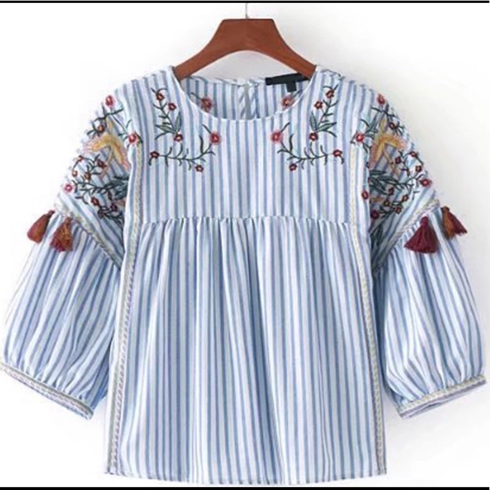 Beautiful embroidered tassel top. NWT